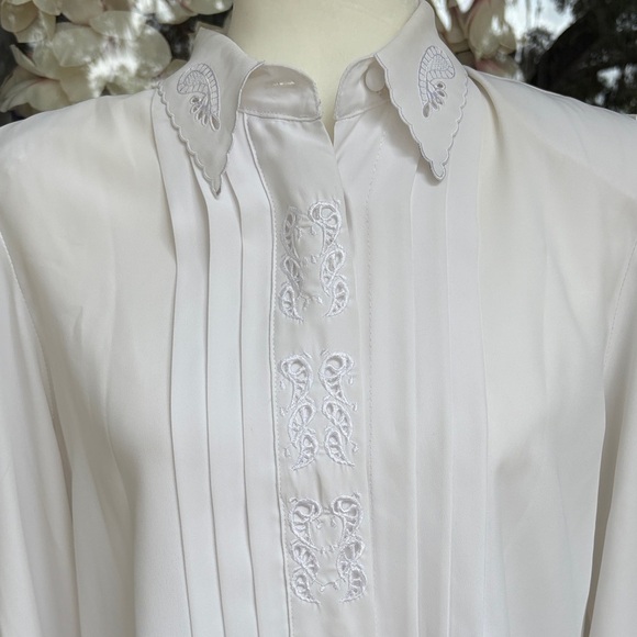 Vintage Christie & Jill Petite Elegant White Long Sleeve Blouse - Picture 3 of 10